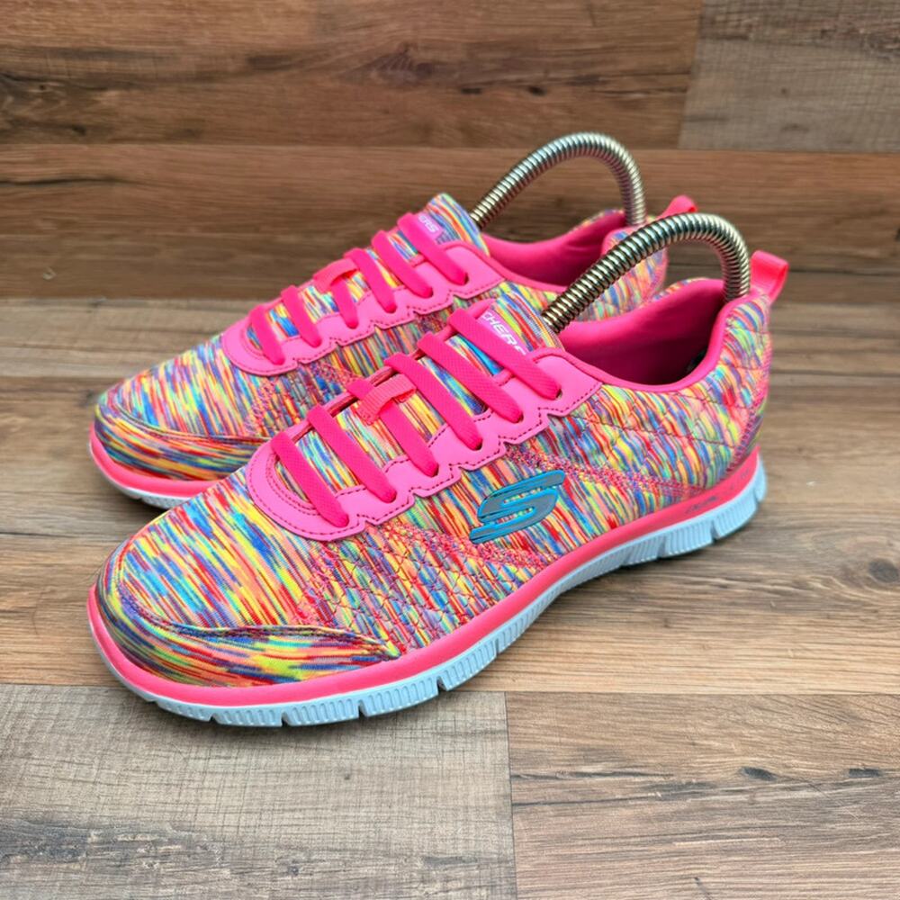 Skechers women size 8 Pink Multi-Color Lightweight Flex Sneakers
